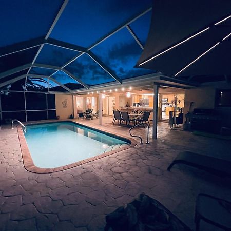 Villa Catalina Isles - Holidays In Paradise Cape Coral Zewnętrze zdjęcie