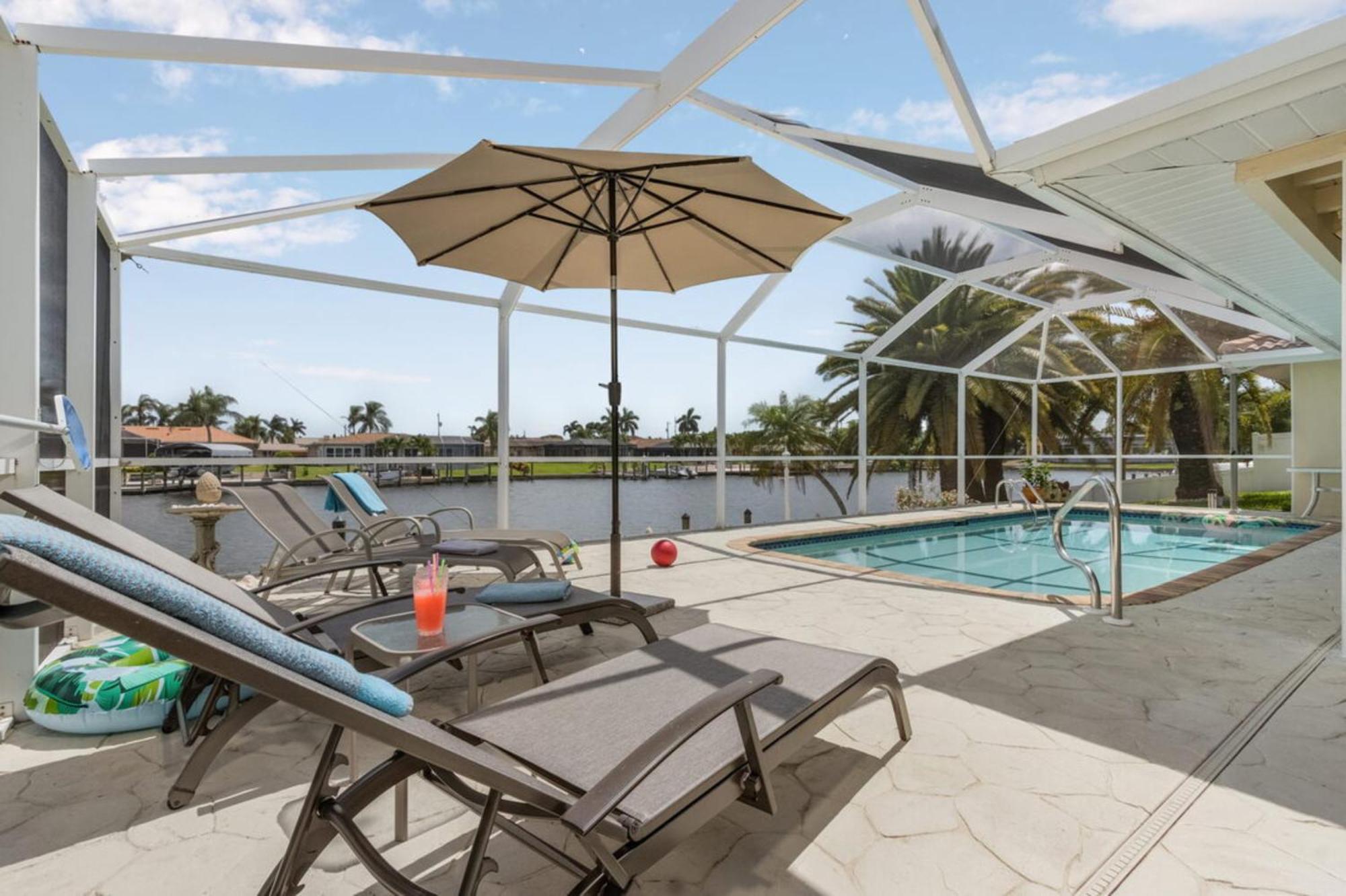 Villa Catalina Isles - Holidays In Paradise Cape Coral Zewnętrze zdjęcie
