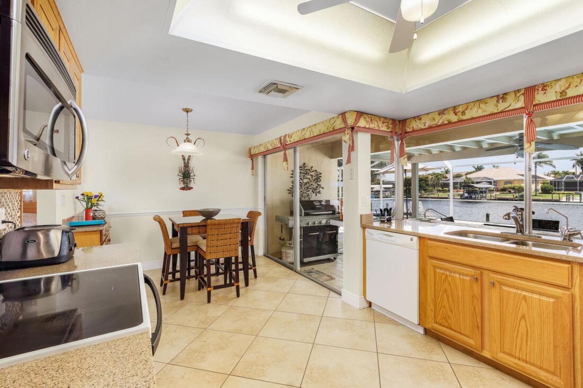 Villa Catalina Isles - Holidays In Paradise Cape Coral Zewnętrze zdjęcie