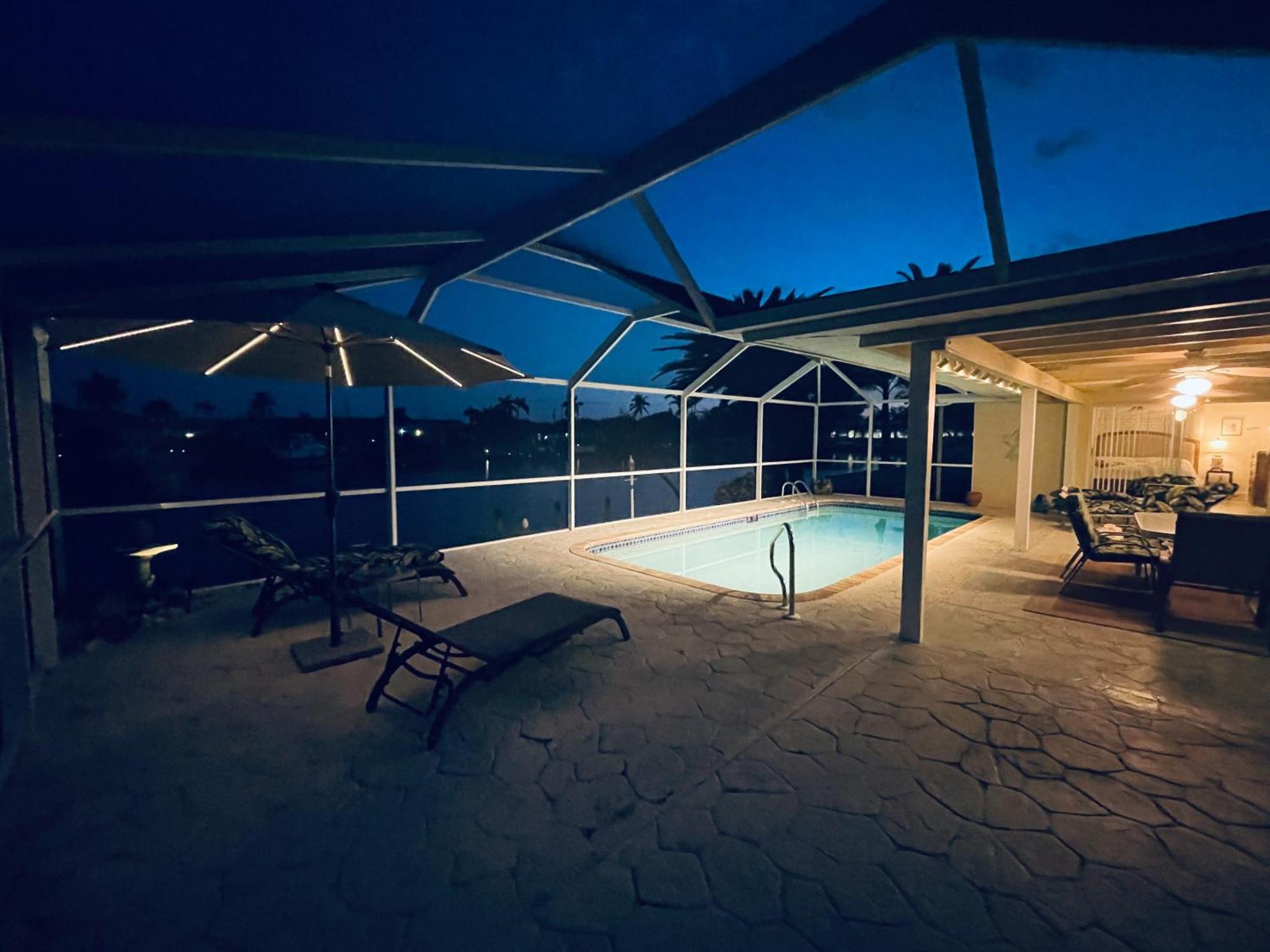 Villa Catalina Isles - Holidays In Paradise Cape Coral Zewnętrze zdjęcie