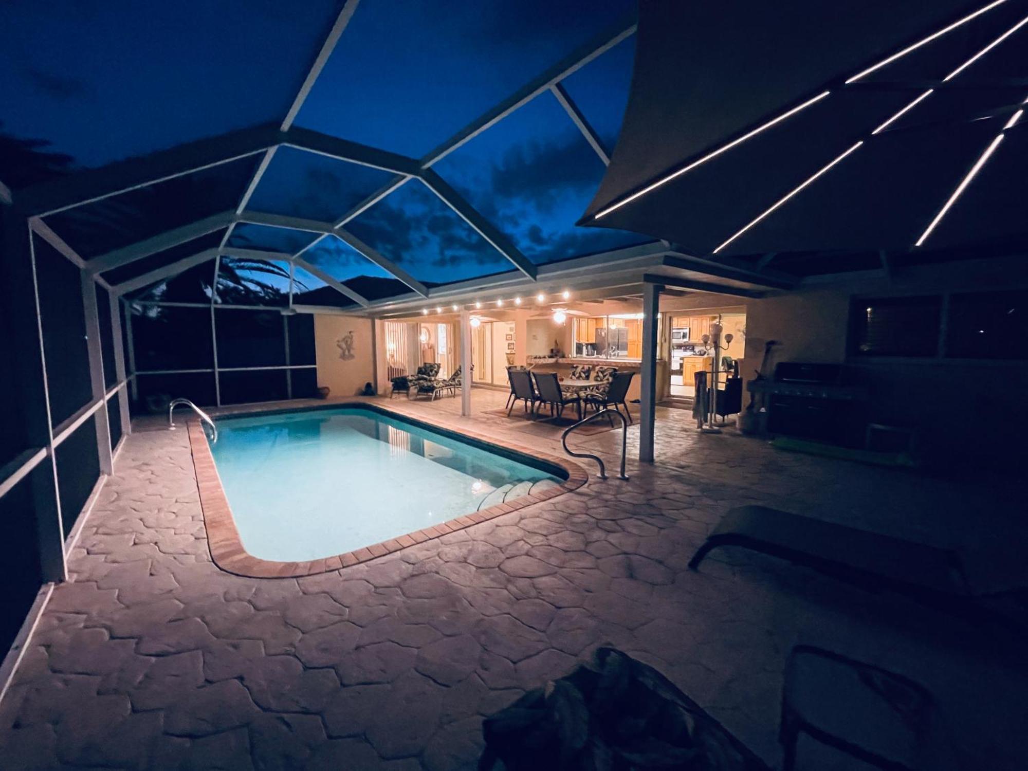 Villa Catalina Isles - Holidays In Paradise Cape Coral Zewnętrze zdjęcie