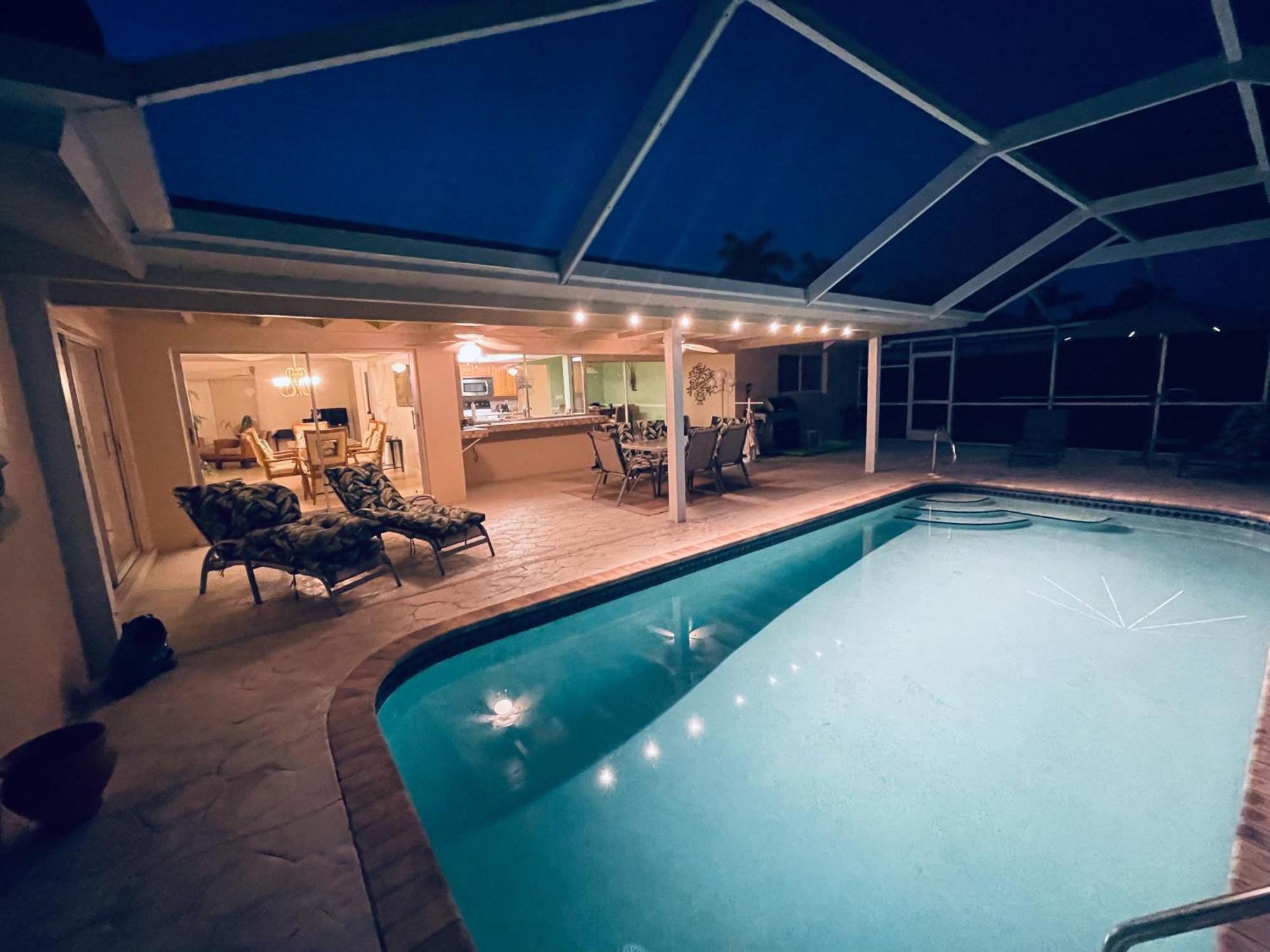 Villa Catalina Isles - Holidays In Paradise Cape Coral Zewnętrze zdjęcie